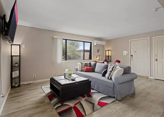 Cozy2bd Chgolnd Freeparkg Sleeps6 Freewi-fi Apartment